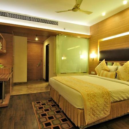 The Habitare Gurgaon Hotel Екстериор снимка