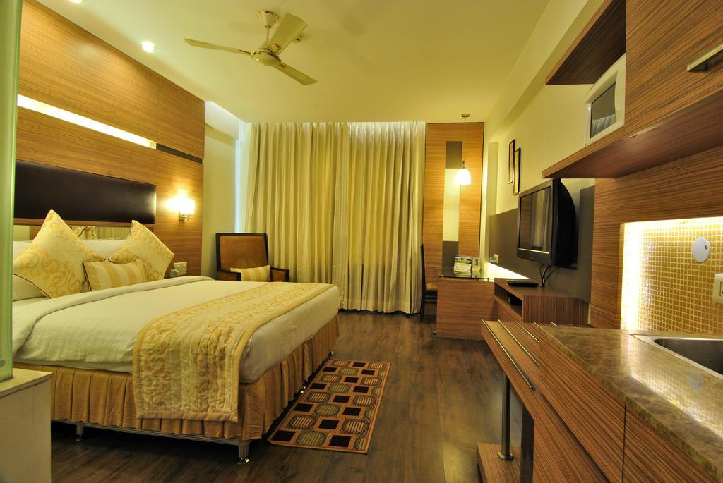 The Habitare Gurgaon Hotel Екстериор снимка