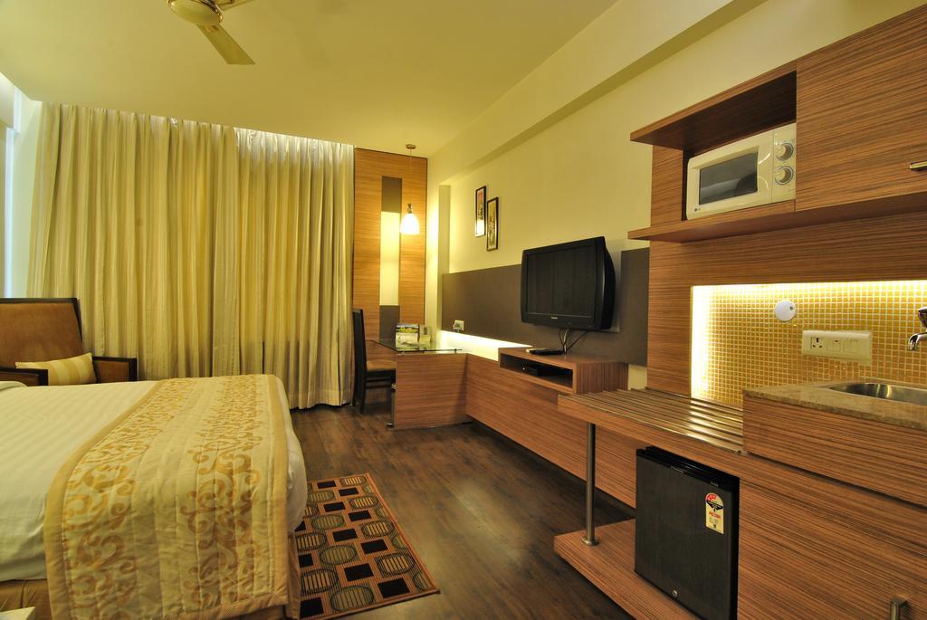 The Habitare Gurgaon Hotel Екстериор снимка