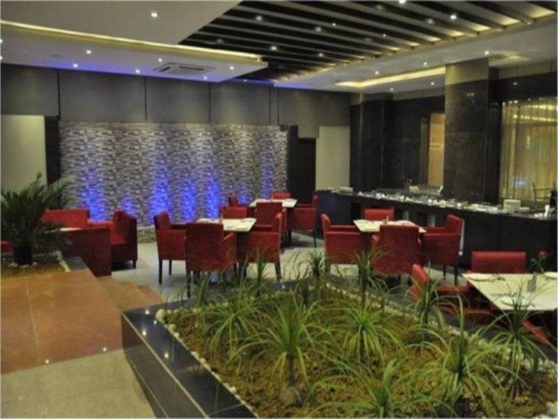 The Habitare Gurgaon Hotel Екстериор снимка